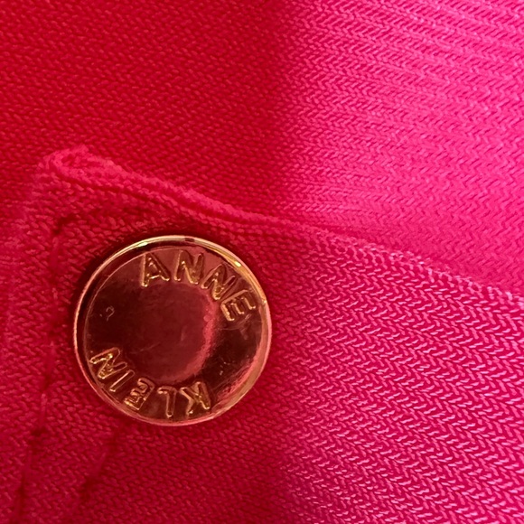 Anne Klein | Women’s Hot Pink Short Sleeve Knit Blouse w/Stretch, Size 2X - Picture 6 of 13